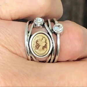 Beige Tan Brown Modern Abstract Cameo Lady Portrait Crystal Silver Ring NWT